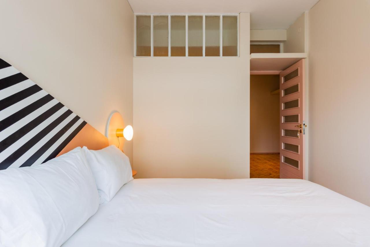 Апартаменты Amazing Duplex - Mid Century Experience & Parking Порту Экстерьер фото