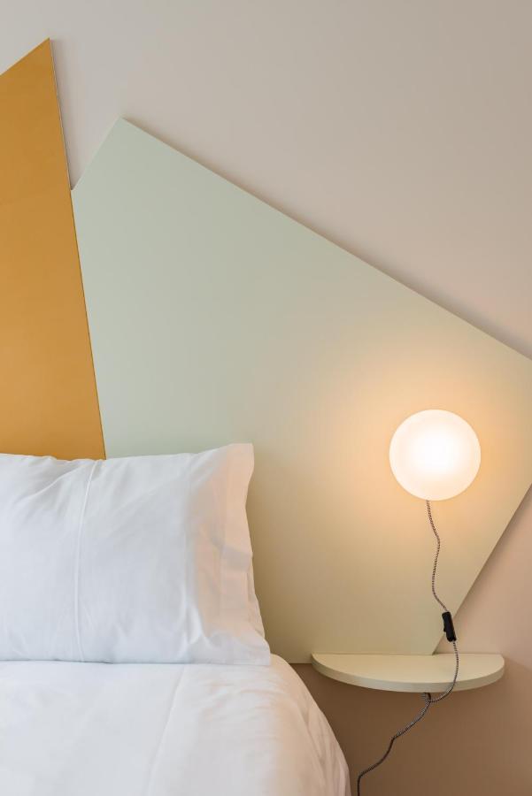 Апартаменты Amazing Duplex - Mid Century Experience & Parking Порту Экстерьер фото