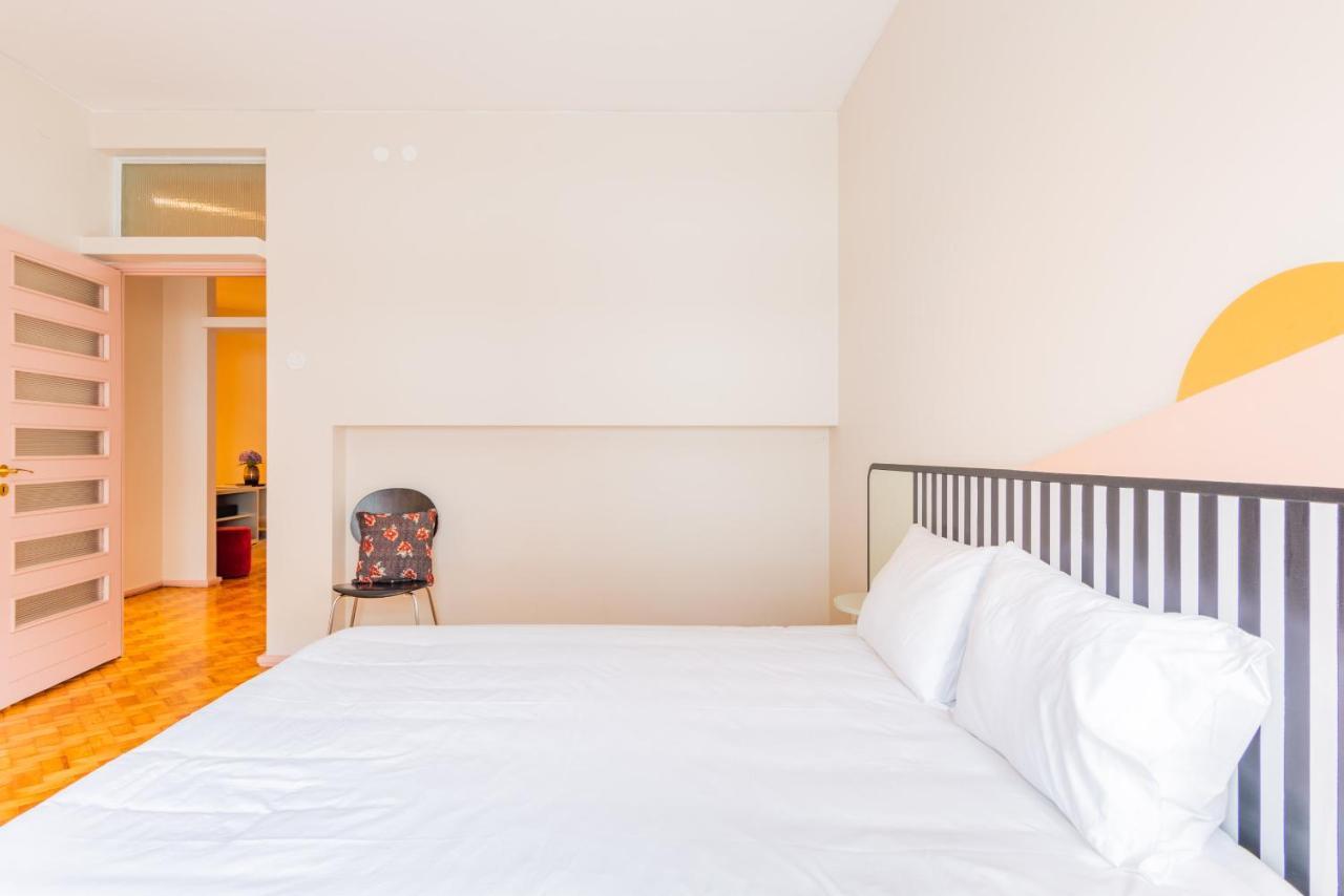 Апартаменты Amazing Duplex - Mid Century Experience & Parking Порту Экстерьер фото