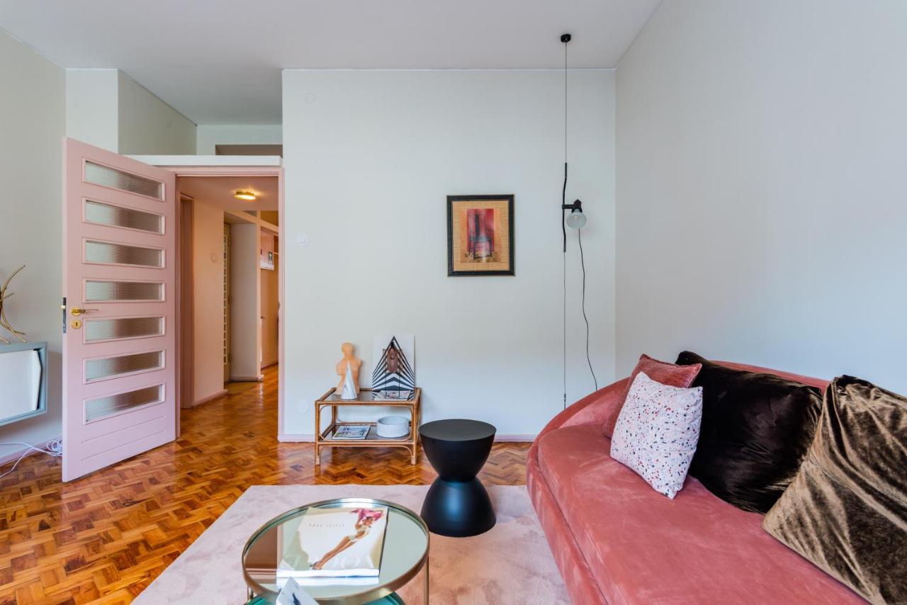 Апартаменты Amazing Duplex - Mid Century Experience & Parking Порту Экстерьер фото